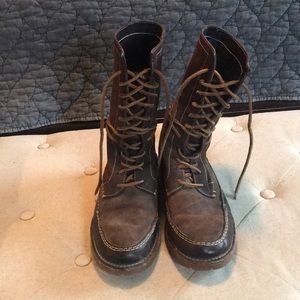 Frye women’s brown Owen combat boot size 10